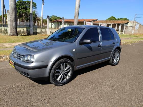 VOLKSWAGEN GOLF 1.6 MI 8V GASOLINA 4P MANUAL